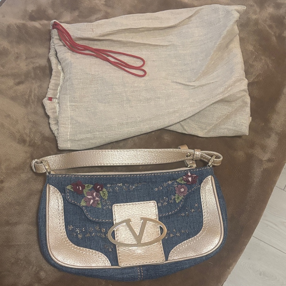 V-Emblem Denim and Gold Women's Bag